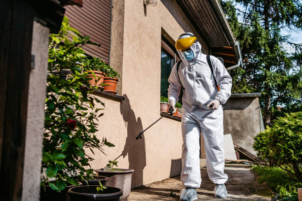 Best Commercial Pest Control Services  in Genoa, OH